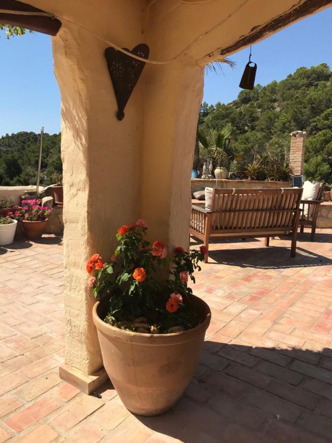 Finca Las Estrellas Relleu ภายนอก รูปภาพ